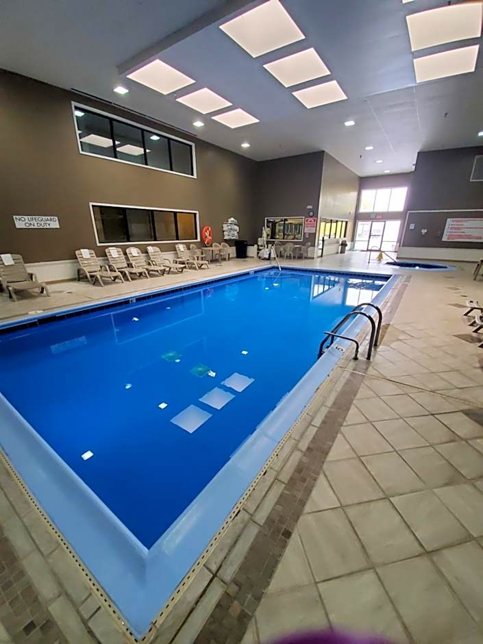 Ramada by Wyndham North Platte
