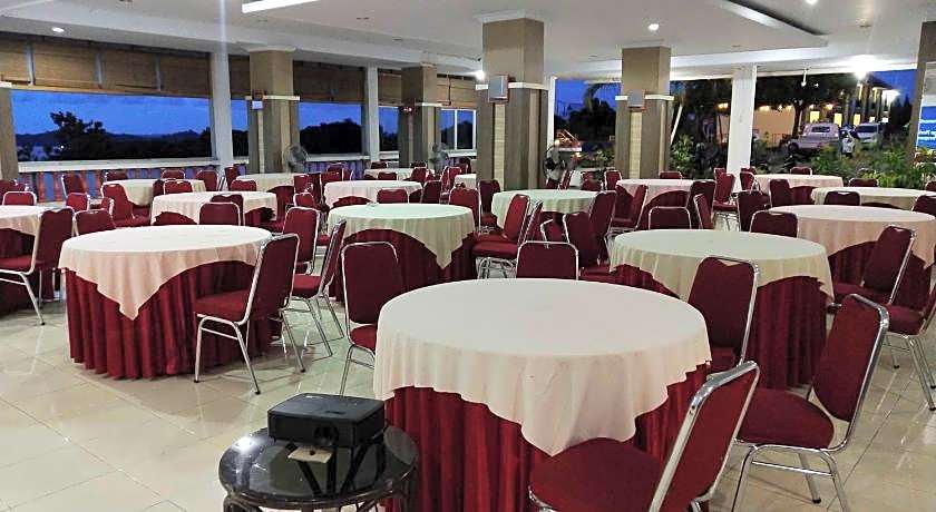 BUKIT KENARI Hotel & Restaurant