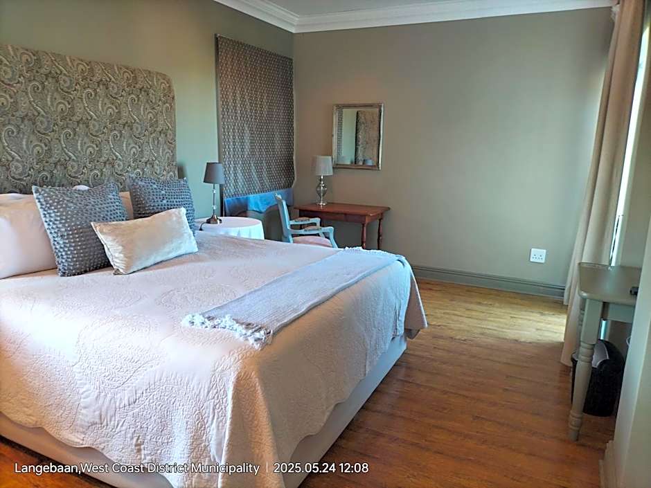 Alabaster Luxe Villa