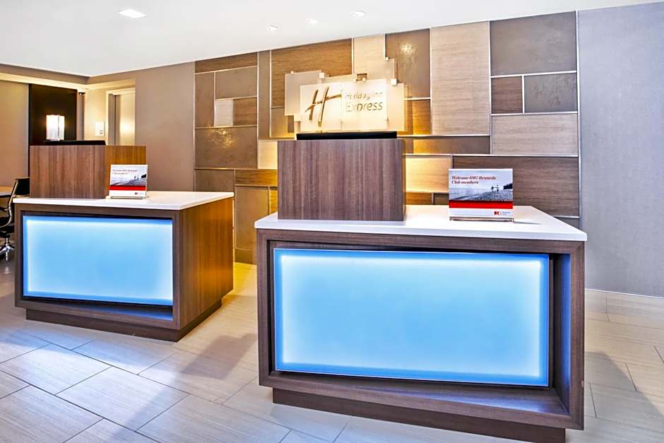 Holiday Inn Express Boston-Waltham By IHG