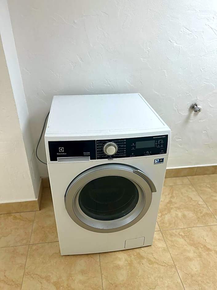 Hostel 24 Miejsca Parkingowe Noclegi Pracownicze.