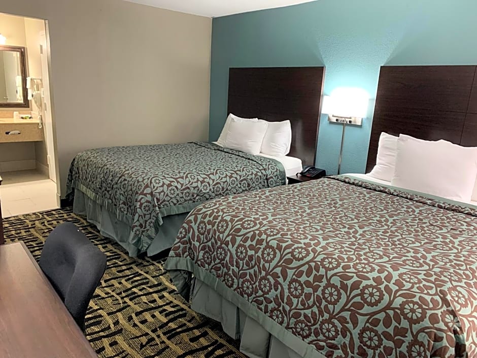 Days Inn & Suites by Wyndham Collierville Germantown Area