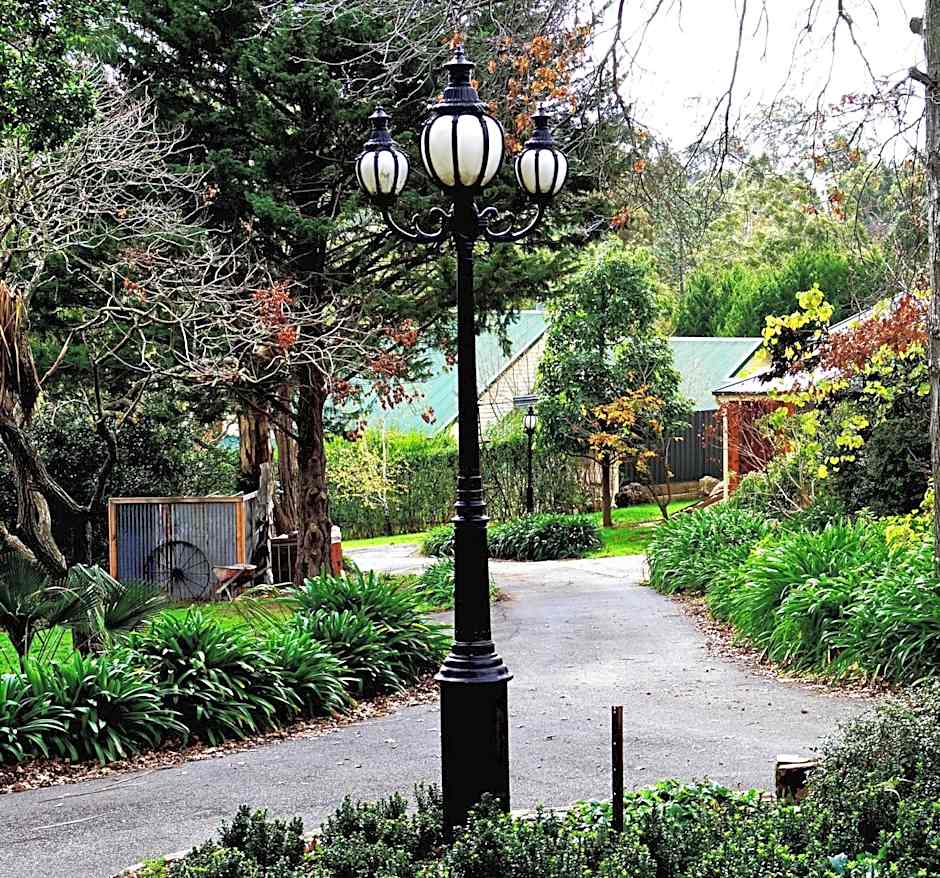 The Oaks Lilydale Accommodation