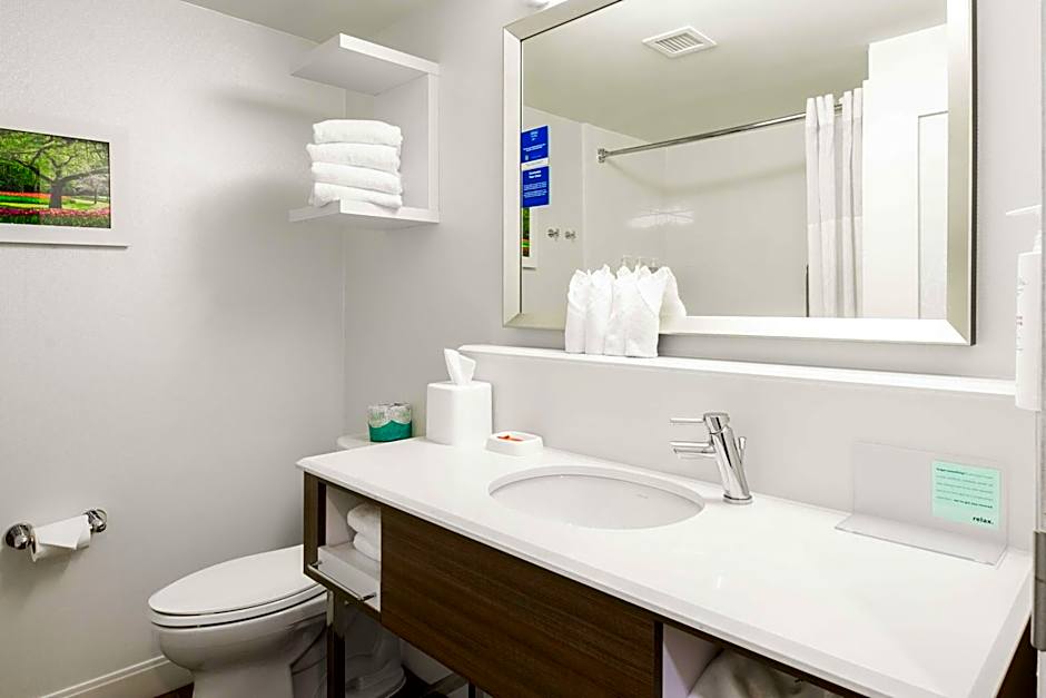 Hampton Inn By Hilton Columbia I-26/Harbison Blvd.