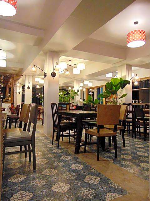 Hotel De Condor