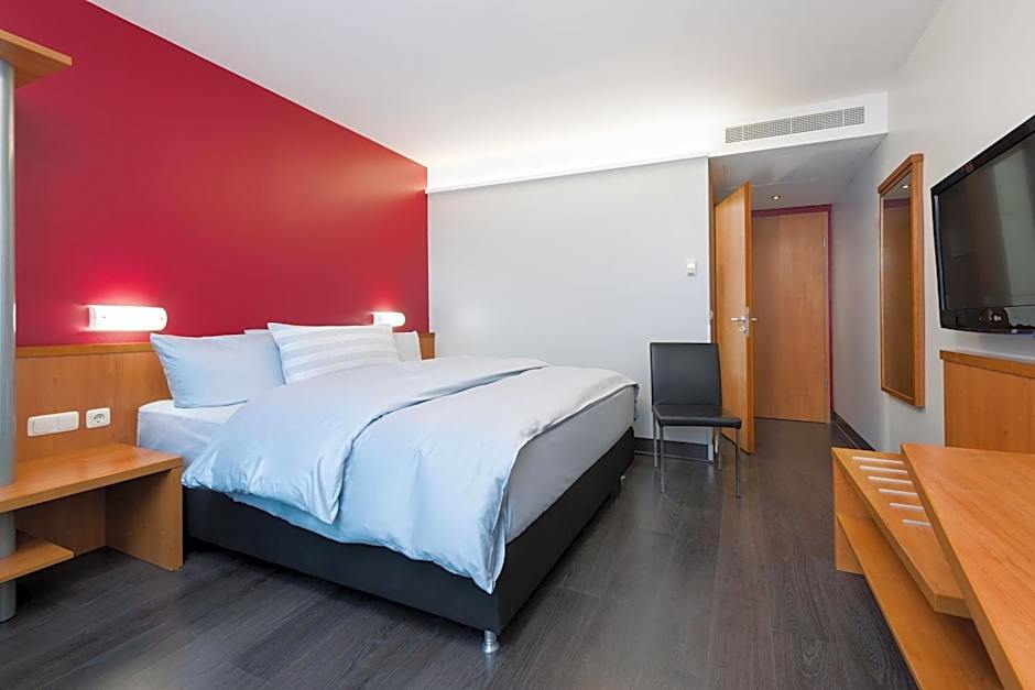 Hotel Wolfsburg Centrum Affiliated by Melia