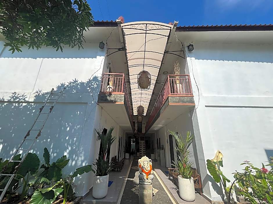 Capital O 93944 Geweka Homestay