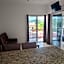 Hotel Casa Raymundo Suites