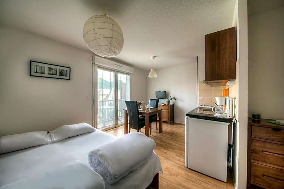 Comfort Aparthotel Lourdes L'Acacia