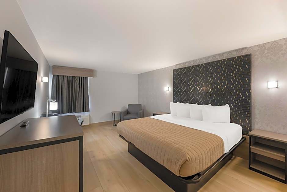 Essence Express Wayne