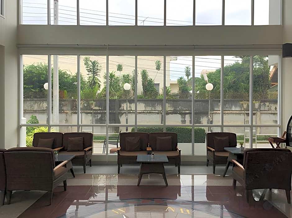 Kanchanaburi City Hotel