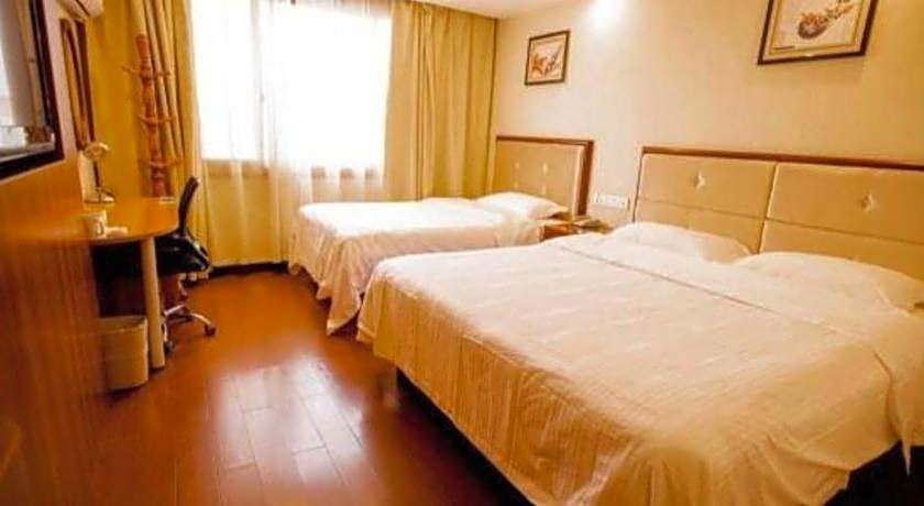 GreenTree Inn Suzhou Guanqian Yangyuxiang Metro Station Business Hotel