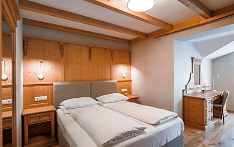 Junior Suite with Balcony