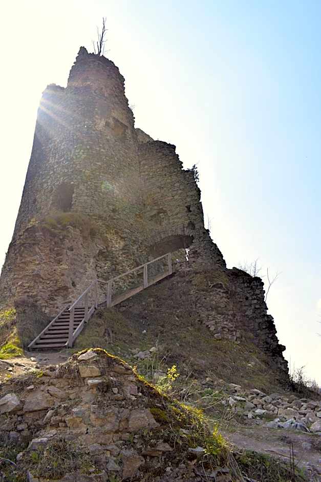 Rekreačná chata pod Jedľovinou, Varín