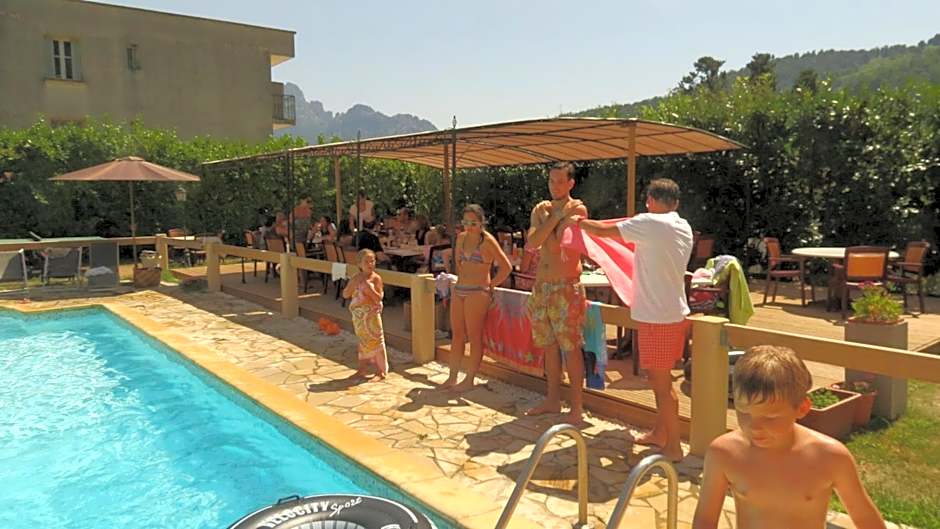 Auberge - Hotel U Paradisu