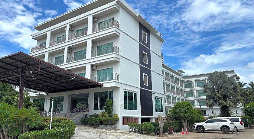 Southgate Residence Hotel