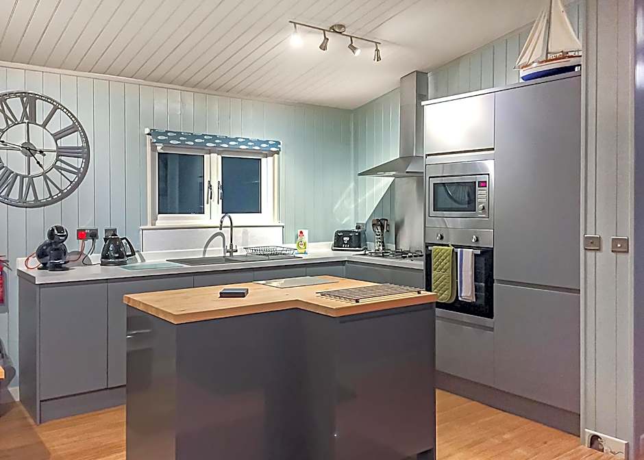 Hollybrook Lodges