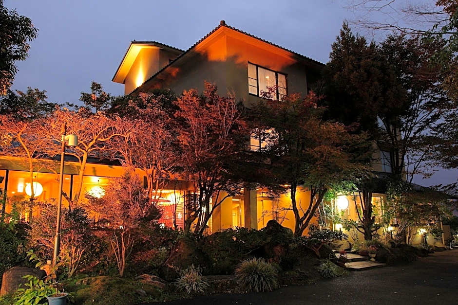 Yufuin Onsen Ryokan Mebaeso