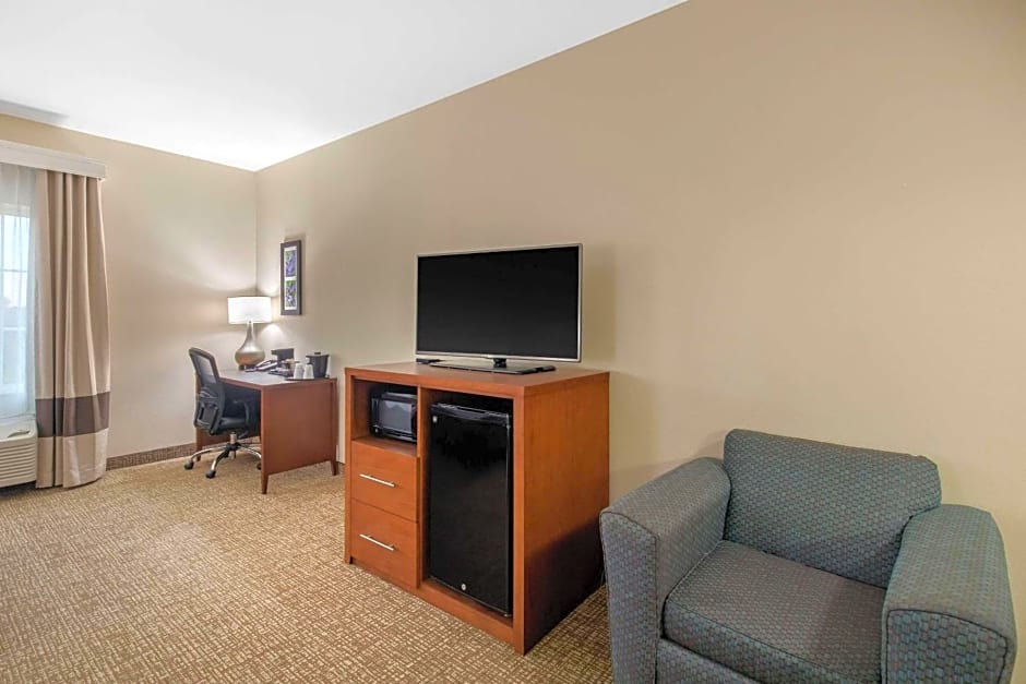 Comfort Inn & Suites Cedar Hill Duncanville