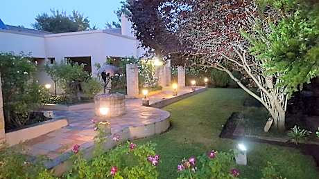 Acacia Lodge