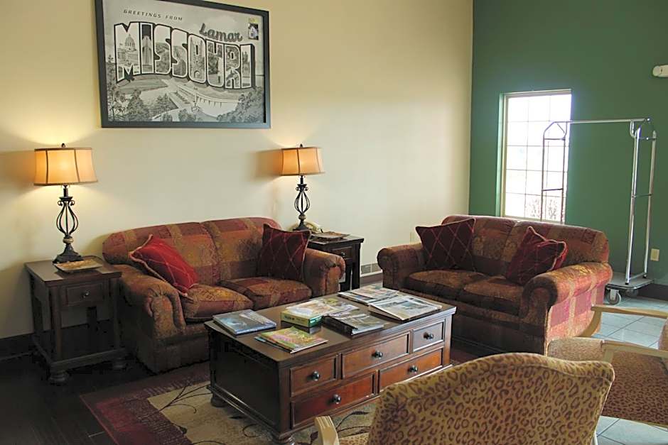 Boarders Inn and Suites by Cobblestone Lamar Missouri