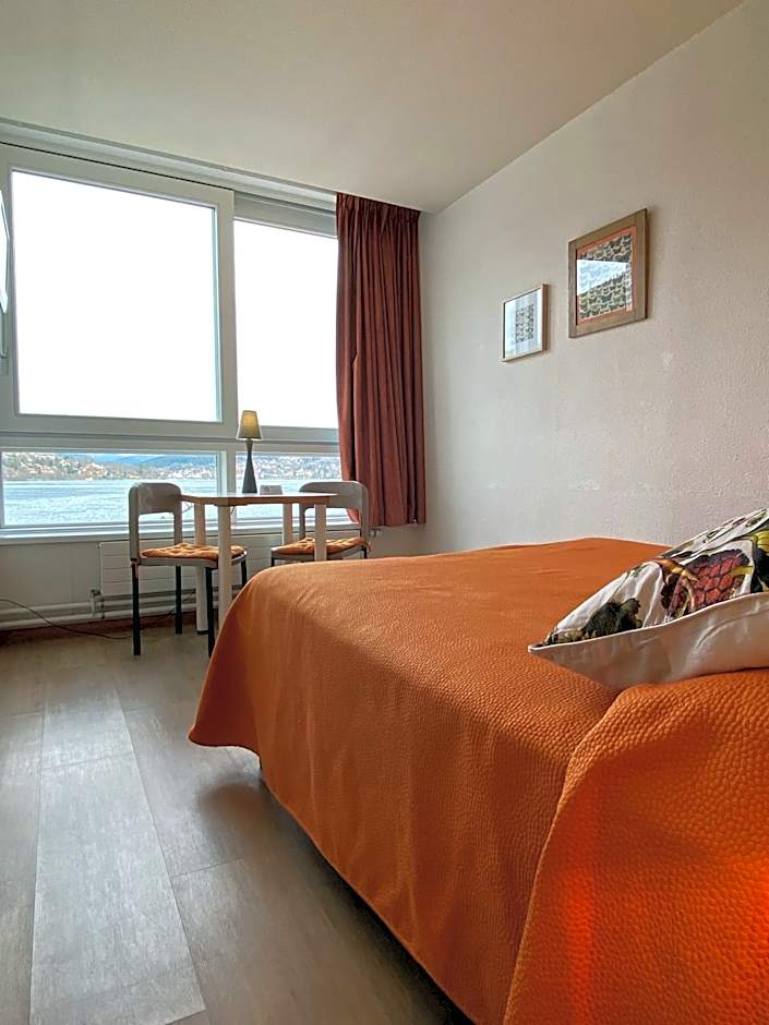 Appart'Hôtel LIDO au bord de l'eau