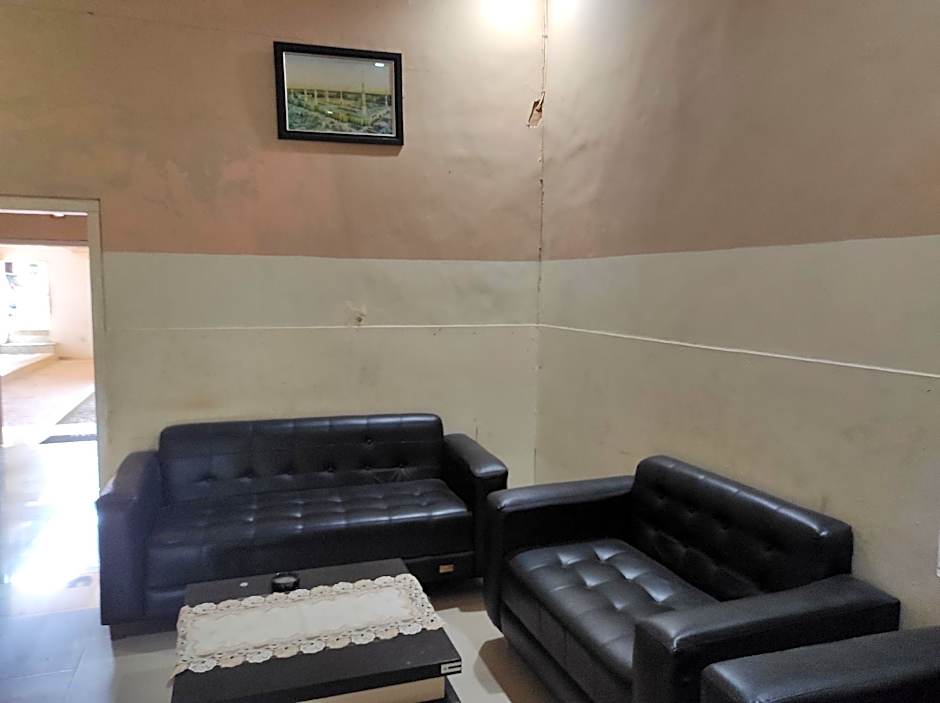 Hotel O Emmy Homestay Syariah