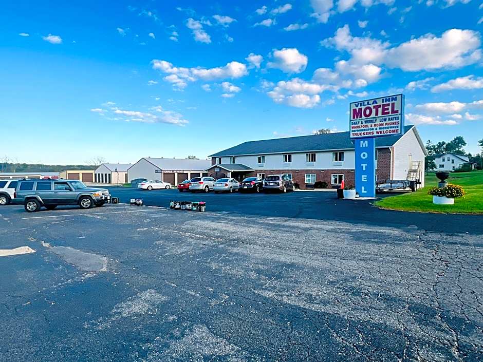Villa Inn Motel Near Hwy 12 WI Capital O