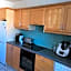 Central Spacious 3 Bedroom Apartment With Parking