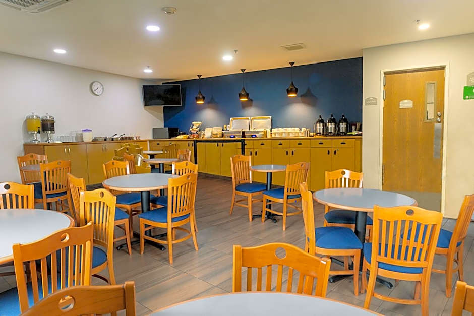 Microtel Inn & Suites By Wyndham Culiacan