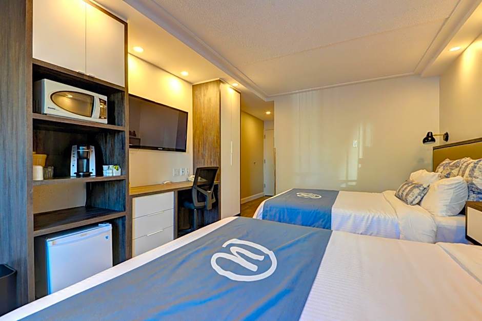 Hotel Universel, Centre De Congres Riviere-Du-Loup