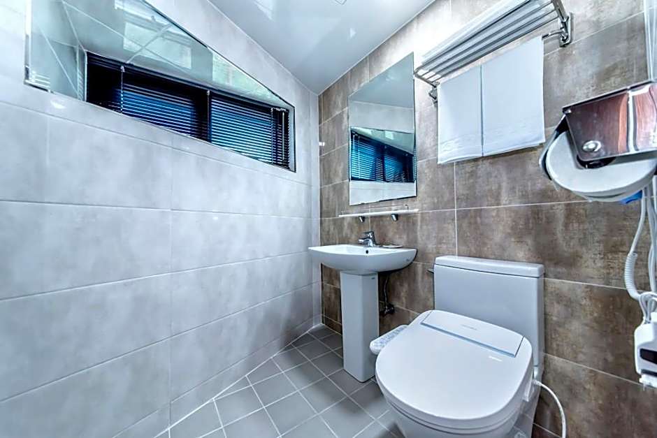 Sunrise Hotel Jungmun