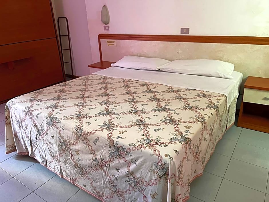 HOTEL ZUCCONI