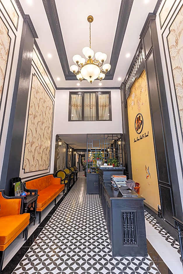 Hanoi House Hotel & Travel