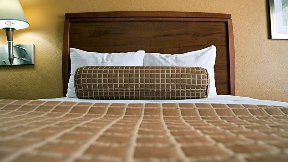 Best Western Angleton Inn