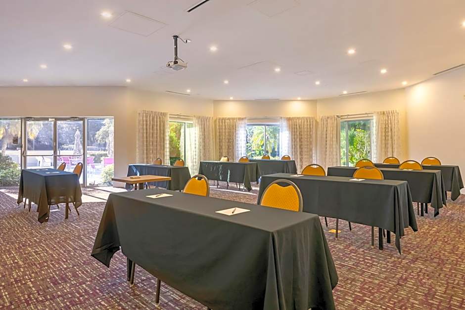 Crowne Plaza Orlando - Lake Buena Vista By IHG