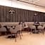 Aparthotel Familiaris - Family Apartments - Pools & Spa in Dolomites