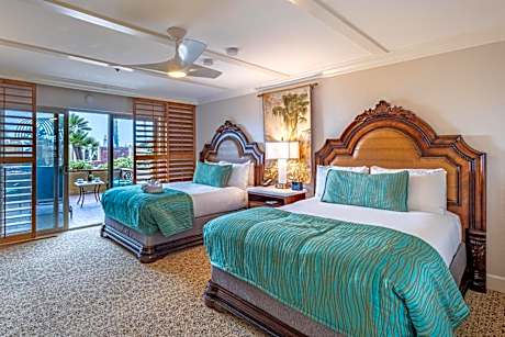 Pacific Terrace Hotel