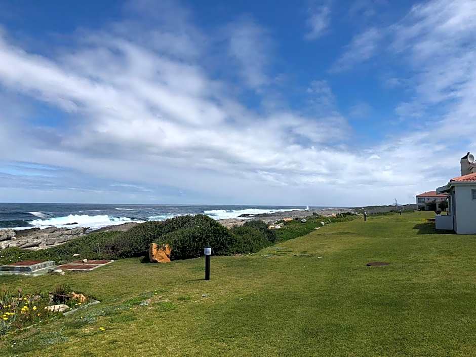 Hermanus Beach Club - Le Maree House 18