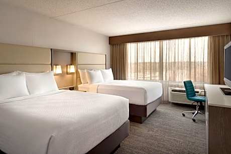 Standard Double Room with Two Double Beds