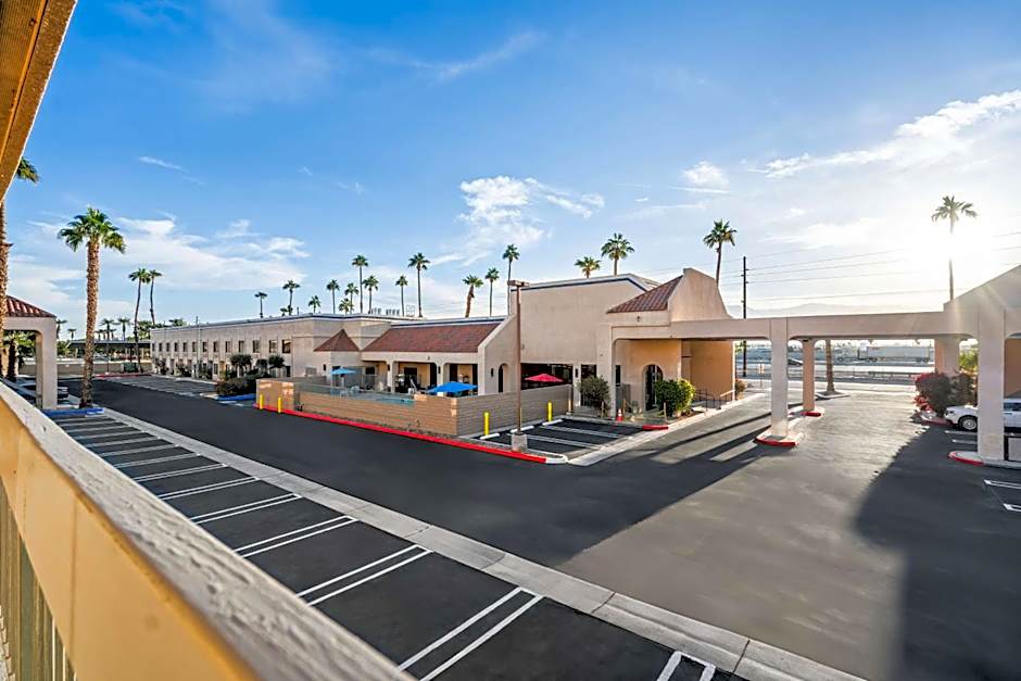 Signature Inn Indio I-10