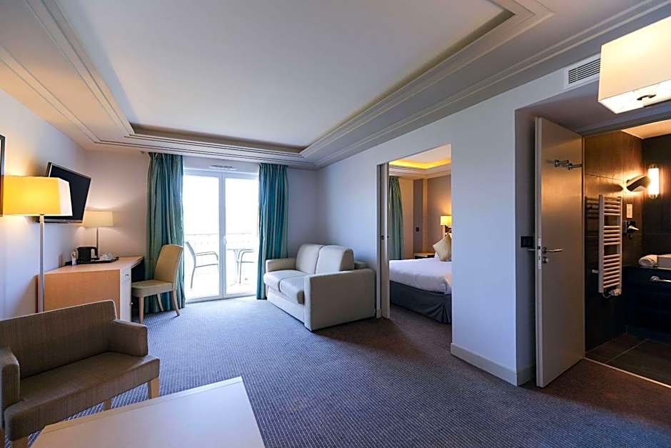 Zenitude Hotel la Valadiere, Ascend Hotel Collection