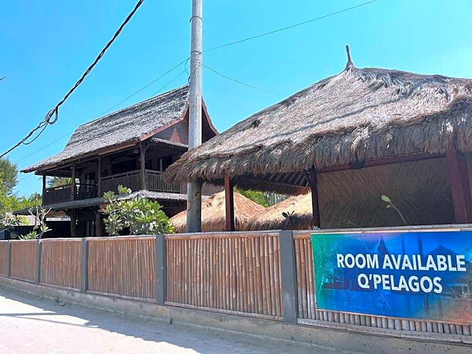 Q'Pelagos Sunset Bungalow