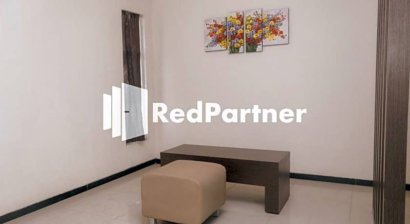 Pits Hotel Mitra RedDoorz near Atom Mall