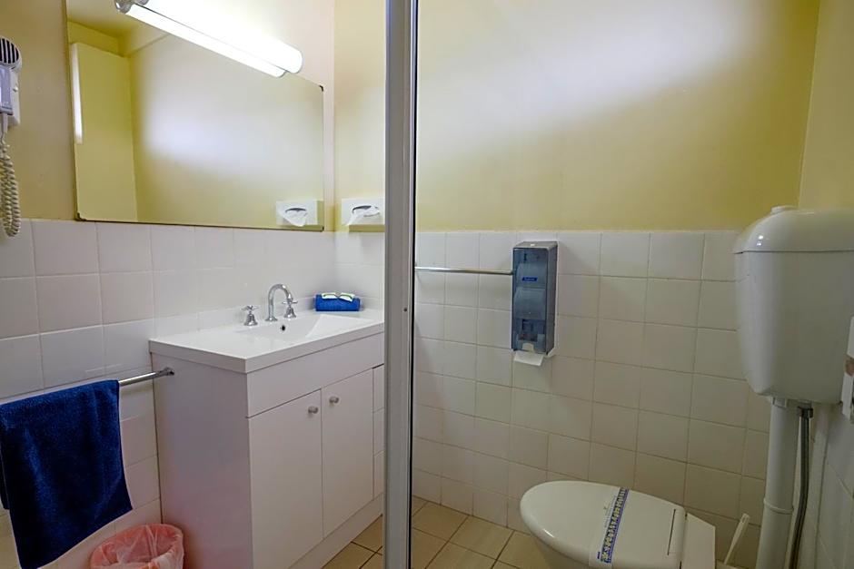 Pioneer Station Motor Inn