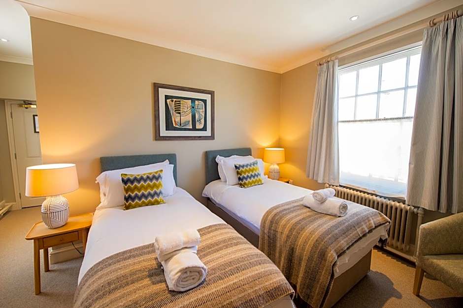 The Rose & Crown, Ashbury