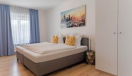 Double or Twin Room with Shared Bathroom