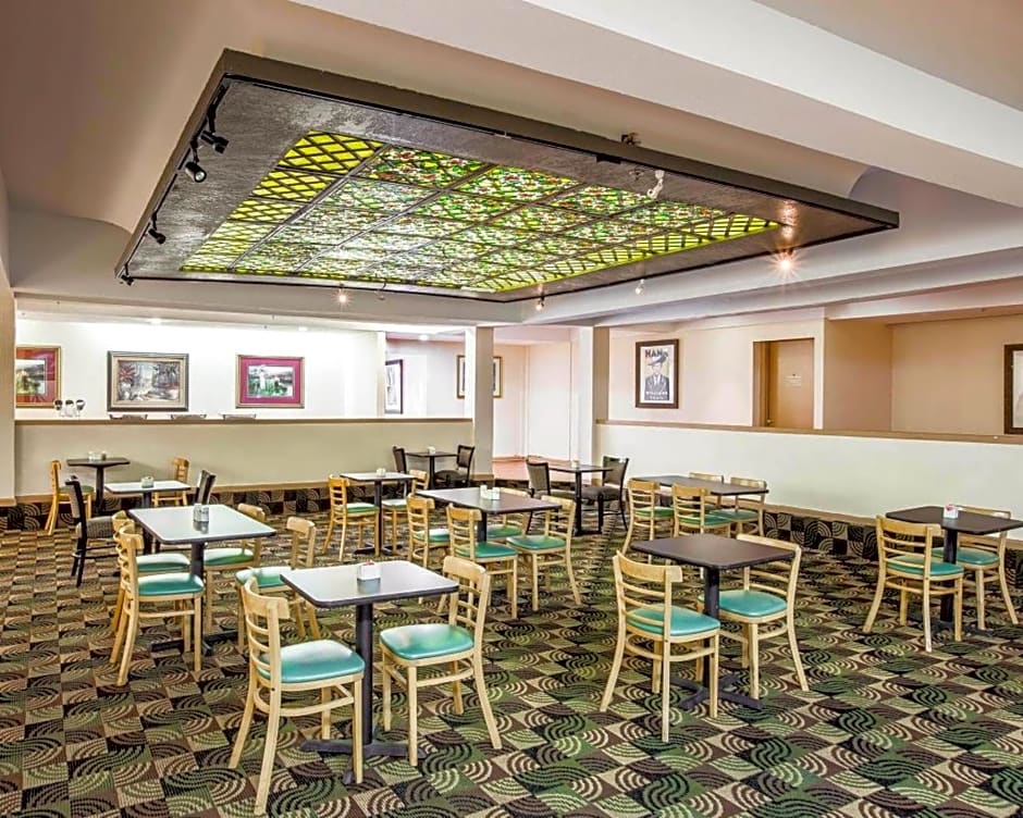 Ramada by Wyndham Birmingham Airport