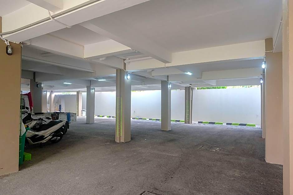 Urbanview Grand Lotus Hotel by RedDoorz