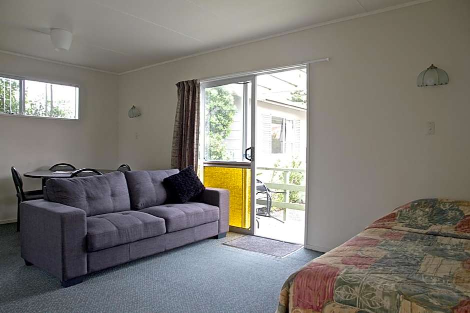 252 Beachside Motels & Holiday Park